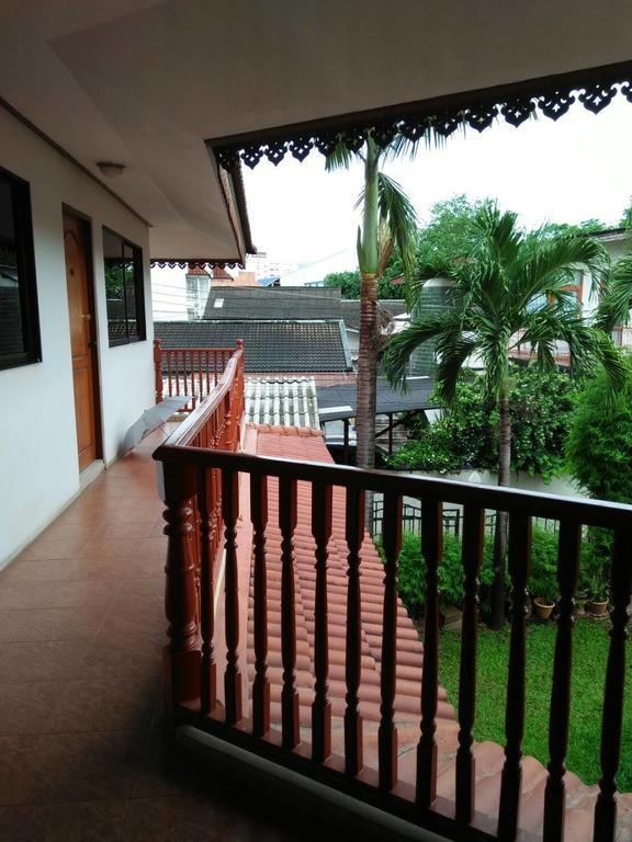 Villa Oranje Chiang Mai Exterior photo